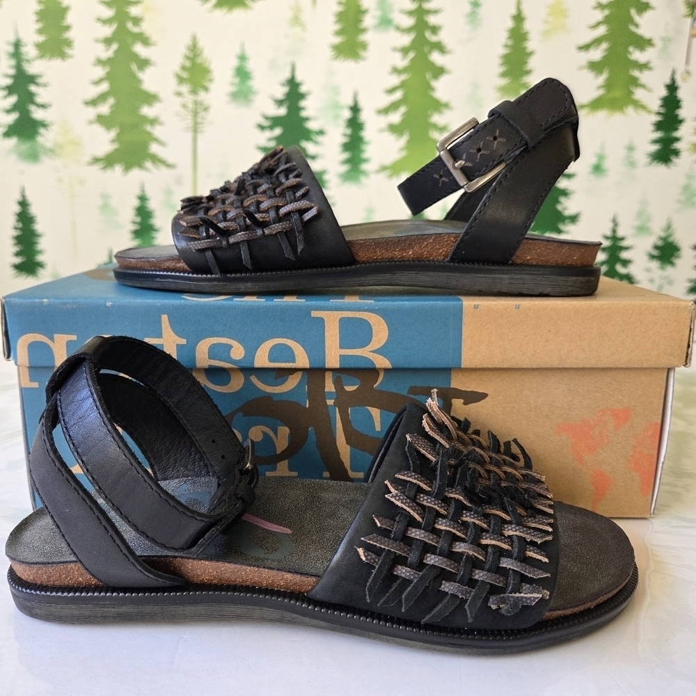 OTBT Voyage Sandals Womens Black Ankle Strap Leather Footbed
